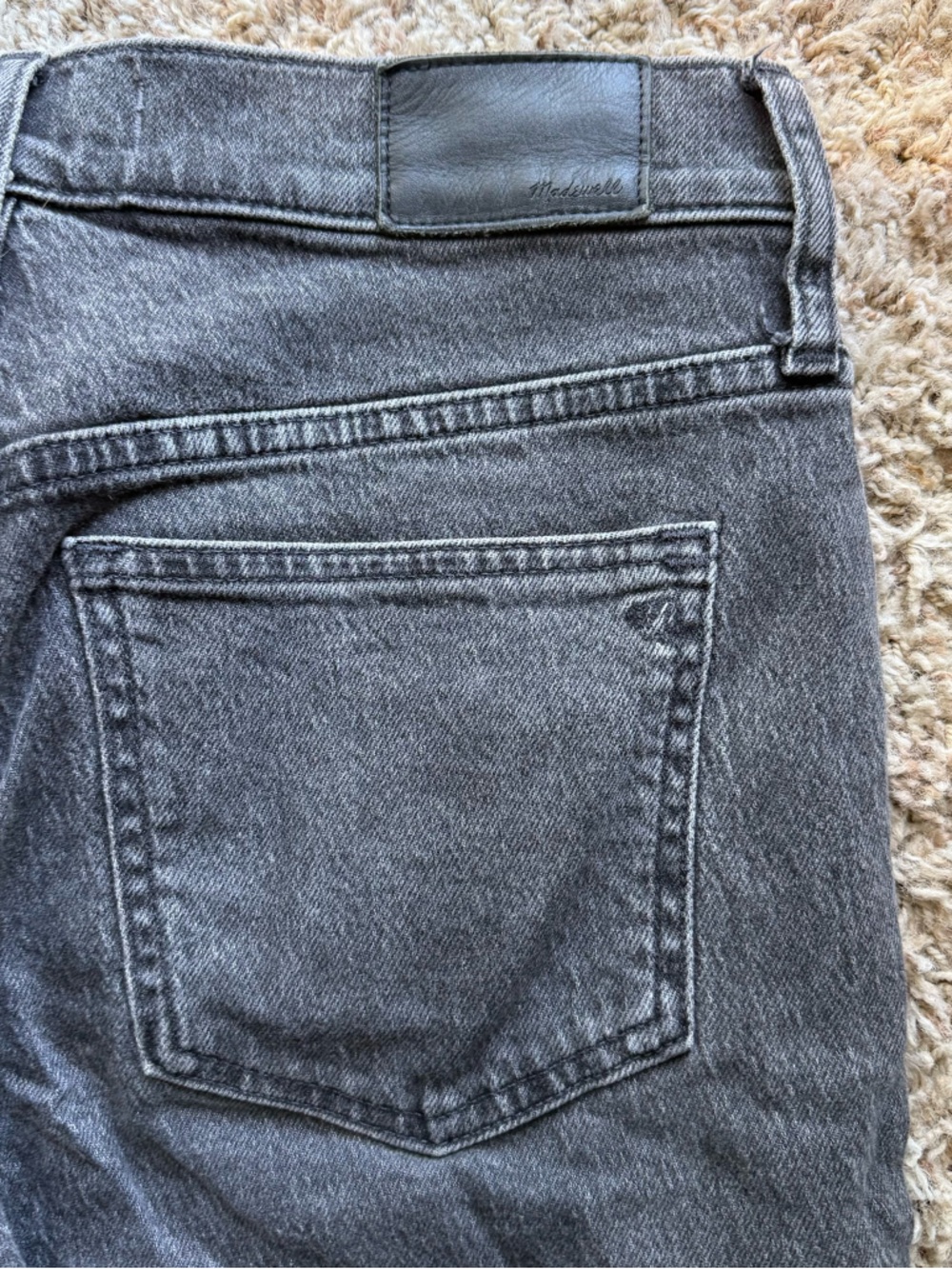 Madewell perfect vintage Jean black gray